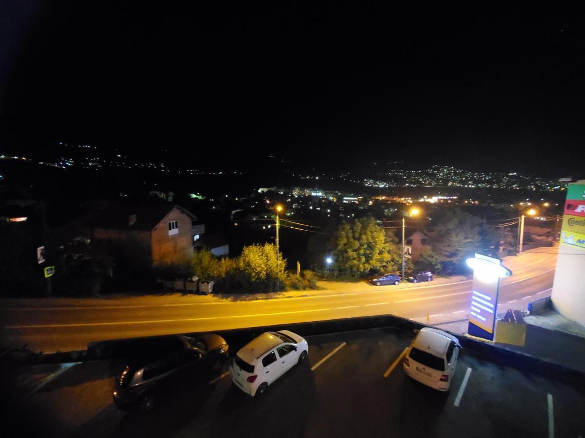 Sleep And Drive Apartment ซาราเยโว ภายนอก รูปภาพ