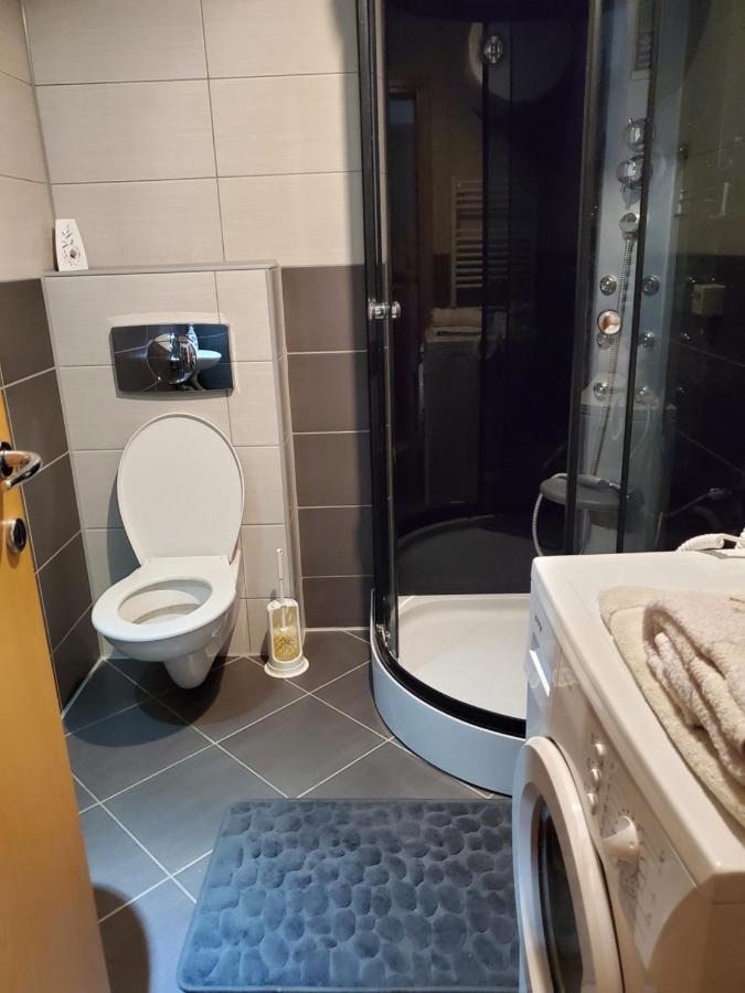 Sleep And Drive Apartment ซาราเยโว ภายนอก รูปภาพ